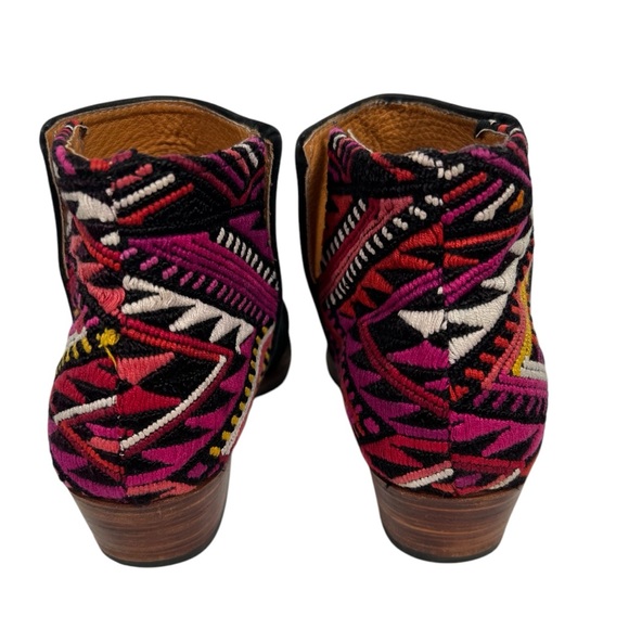 Unique Handmade Guatemalan Embroidered Stacked Heel Nubuck Ankle Booties 6.5/7 - Picture 4 of 7